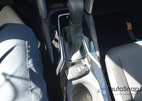 2024 Toyota Corolla Cross Xle from USA, damaged, VIN 7MUDAABG3RV110720